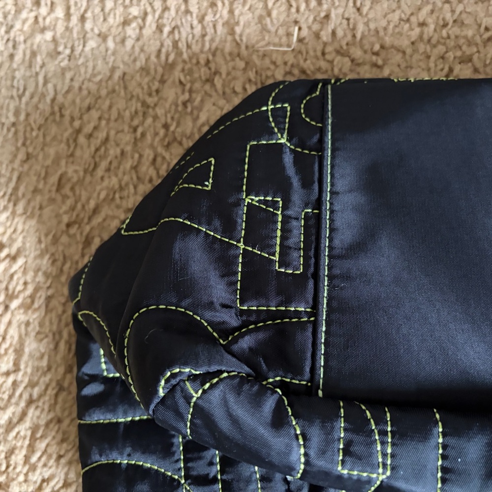 Kenneth Cole Reaction Black Hobo Bag in Awesome Condition! - Picture 10 of 11